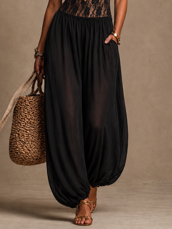 Laia | Jumpsuit in Pizzo con Scollo Halter