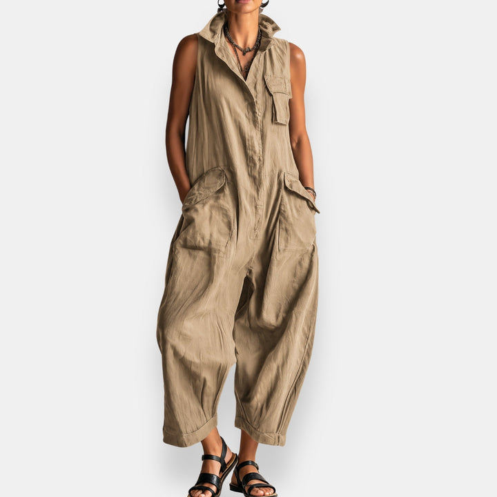 Gaia | Jumpsuit Oversize con Colletto Alto