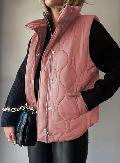 DARCY™ - Gilet imbottito leggero ed elegante con bottoni