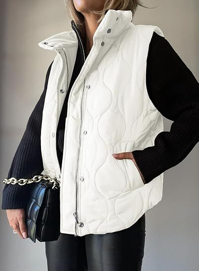 DARCY™ - Gilet imbottito leggero ed elegante con bottoni