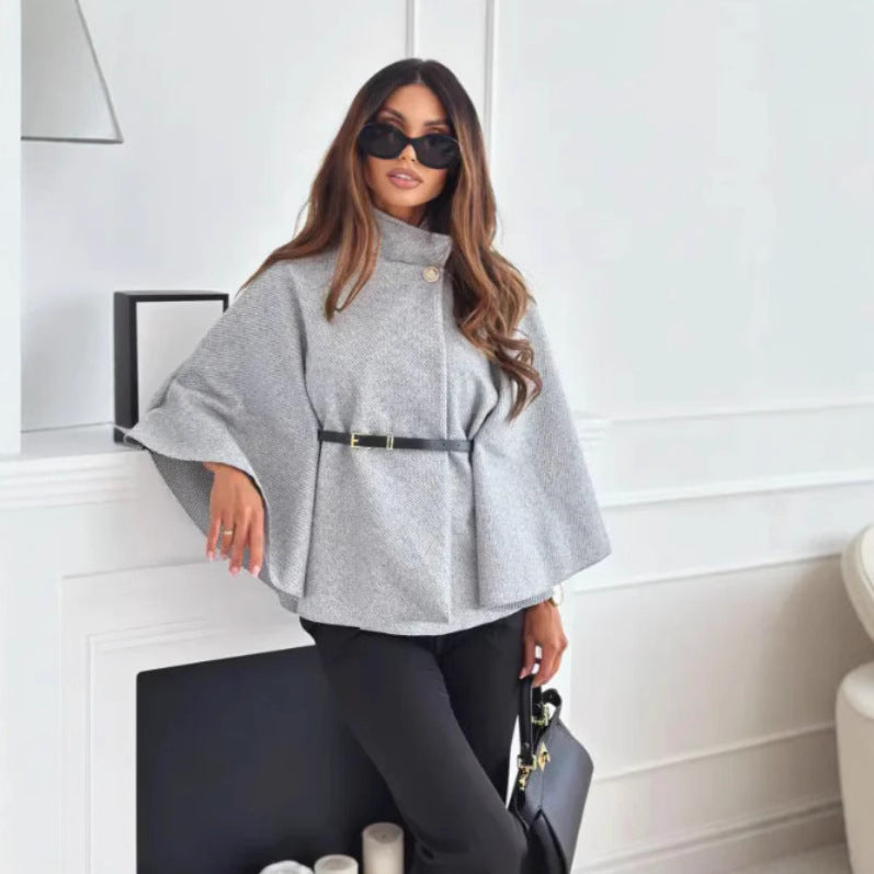 HATTIE™ - Poncho accollato con bottoni