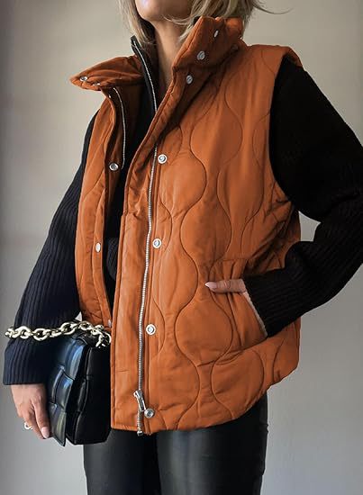 DARCY™ - Gilet imbottito leggero ed elegante con bottoni