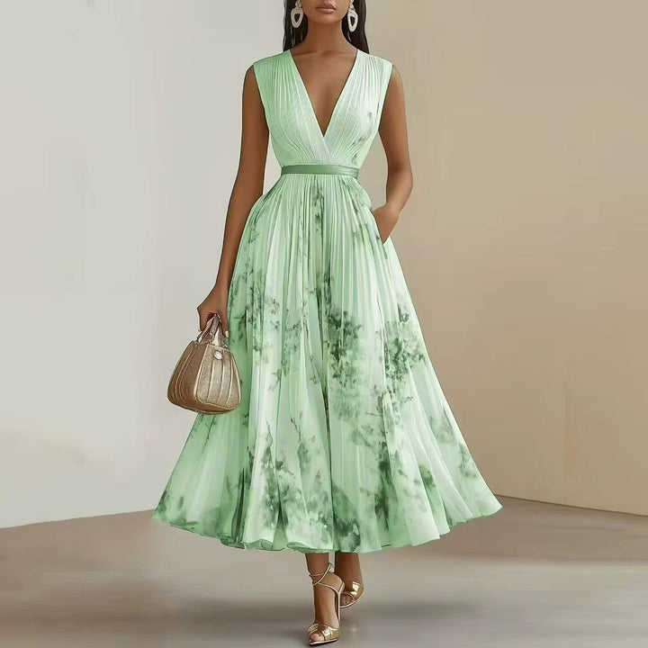 Judith | Elegant Pleated Maxi Dress