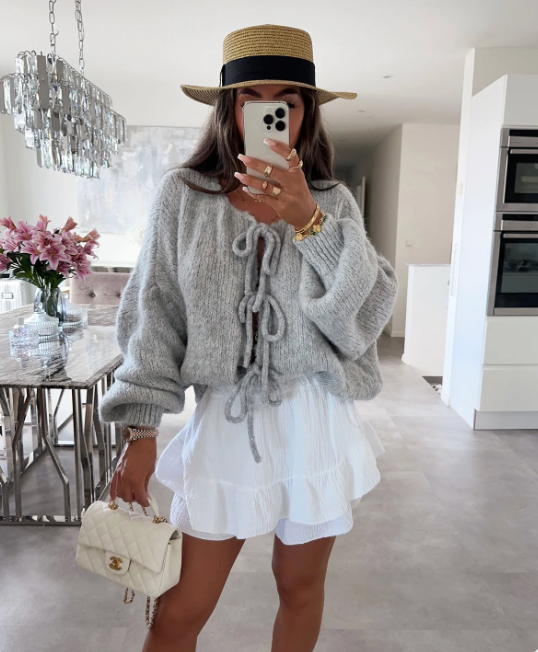Eva | Cardigan in maglia con fiocco
