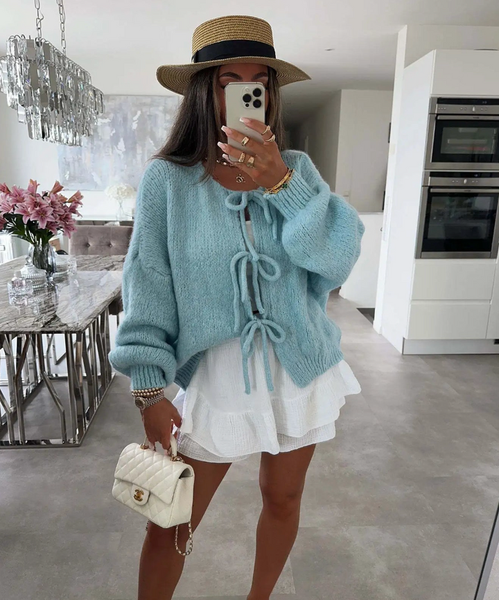 Eva | Cardigan in maglia con fiocco