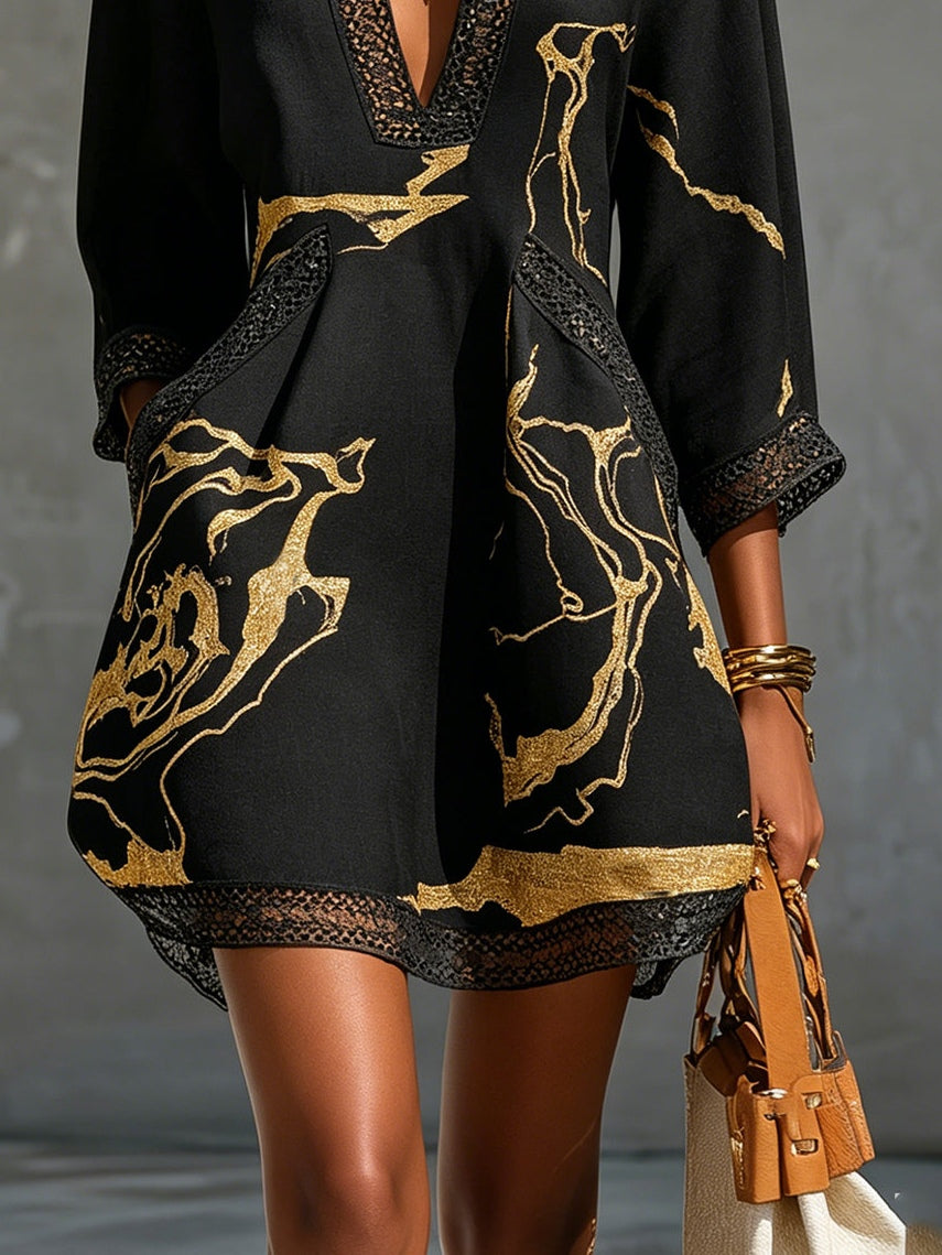 Donatella | Mini dress nero con stampa marmo dorata e pizzo crochet