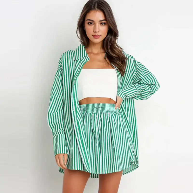 TIFY™ – Completo Coordinato Camicia a Righe con Colletto e Shorts a Gamba Larga